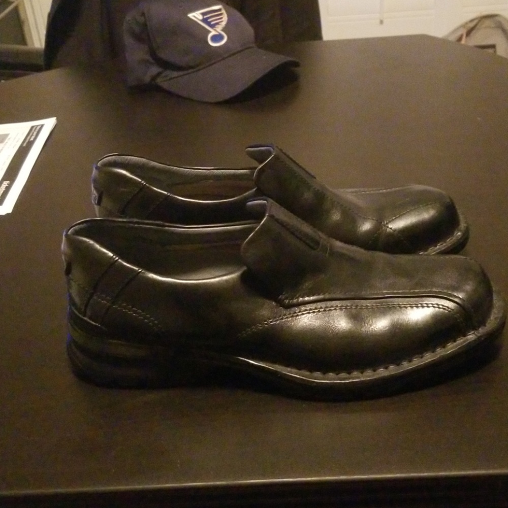Black Clark's oxfords